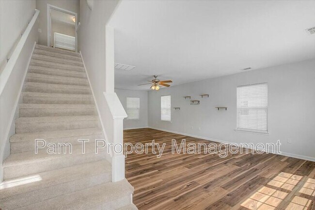Photo - 1538 Bradley Blvd