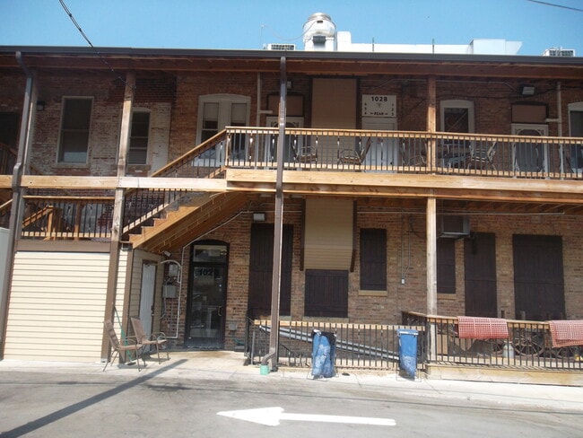 Photo - 1028 S State St