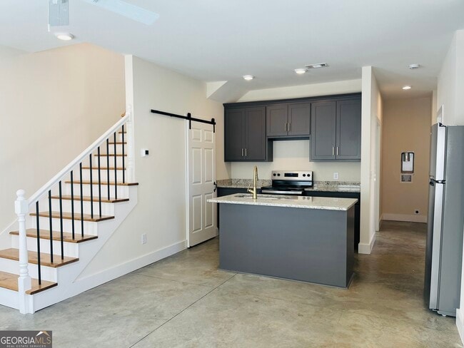 201 Cherry St