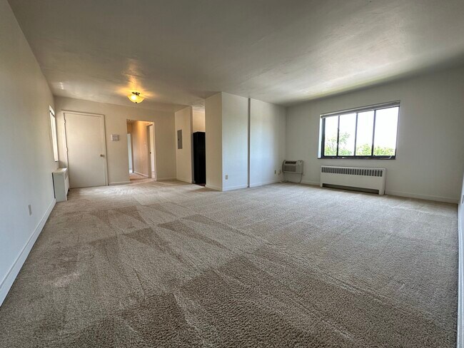 Photo - 5320 5th Ave