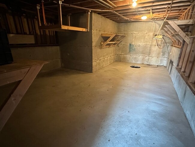 Photo - 2145 Eastview Pl Unit B