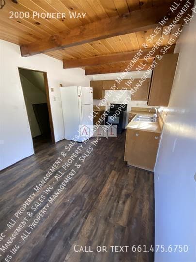 Photo - 2000 Pioneer Way