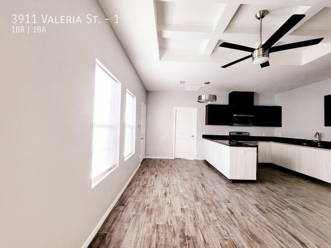 Photo - 3911 Valeria St Unit 1