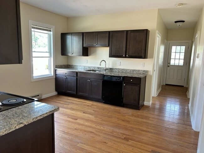 Photo - 327 Hamilton St Unit 2