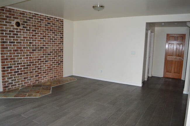 Photo - 9803 Rainier Ave S Unit Apt#Lower