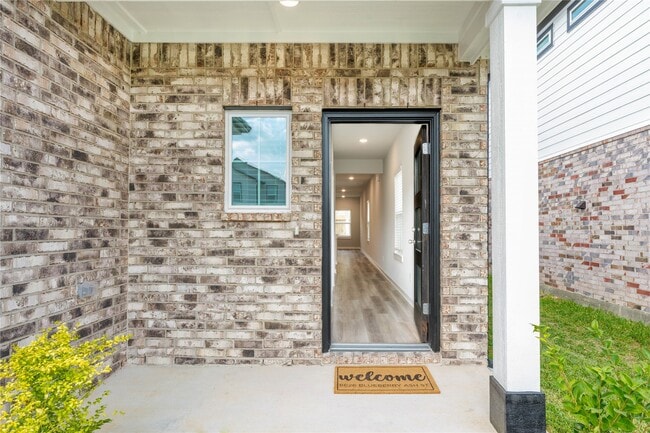 Photo - 8626 Blueberry Ash St