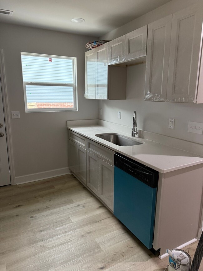 Photo - 519 Walnut St Unit High Point Gem