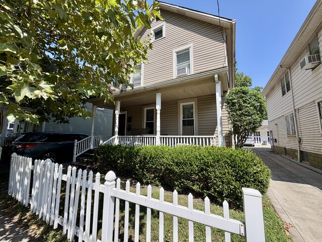 Photo - 1018 Auburn Ave Unidad Down