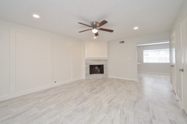 Photo - 8101 Amelia Rd