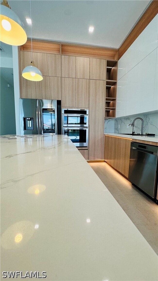 15548 Ruston Cir