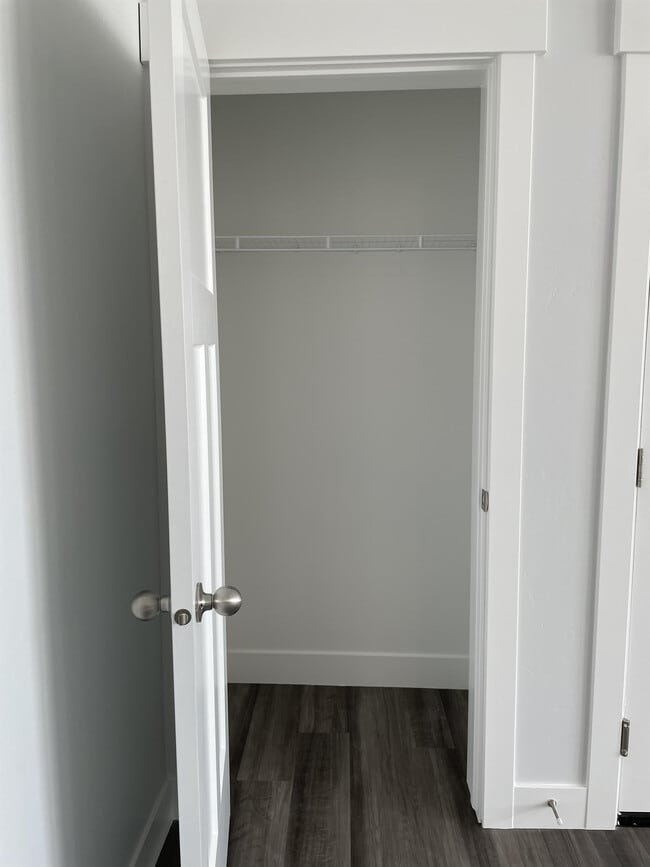 Photo - 302 W 435 N
