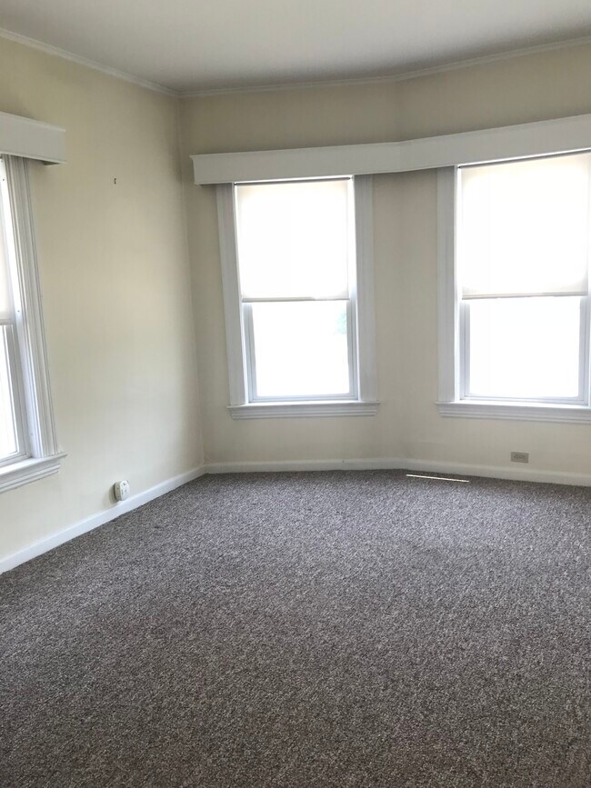 Photo - 39 Cook St Unidad First Floor