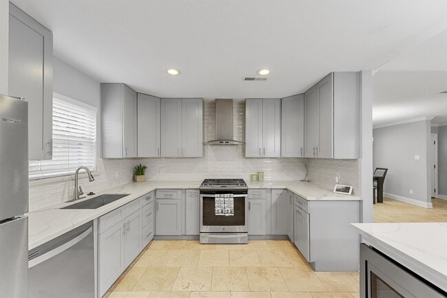 Photo - 10719 Del Monte Dr