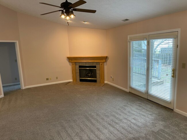 Photo - 3 Bedroom House!