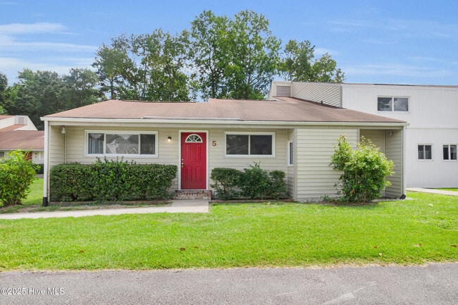 Building Photo - 125 Pirates Rd Rental
