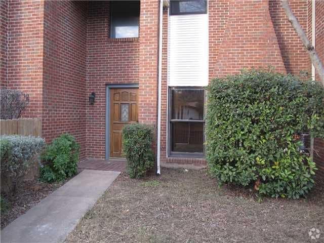 Building Photo - 3312 Foster Ln Rental