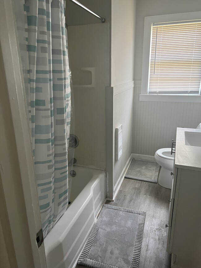 Photo - 813 N Lee St