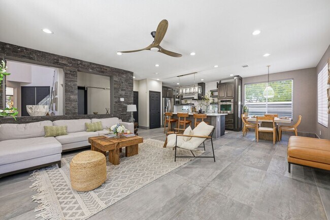 Photo - South Summerlin Fully Furnished 6 month lease + Upscale Executive Living