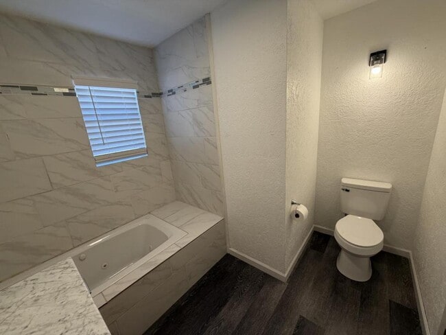 Photo - 406 Anderson Dr