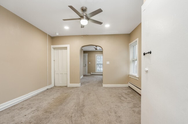 Photo - 72 Taylor St