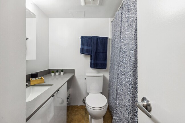 Photo - Harbourview Unité 01001