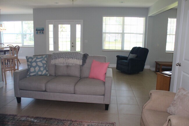 Photo - Furnished Riverview Home w/ Pool