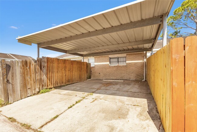 Photo - 6913 Chasewood Dr