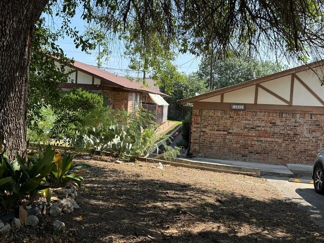 Photo - 3405 Willowrun Cove