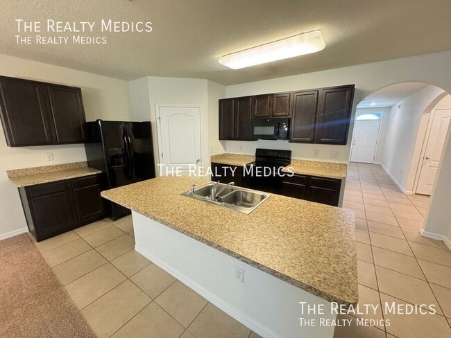 Photo - 2164 Rose Blvd