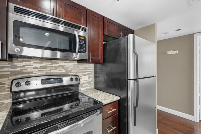 Photo - 3525 Sage Rd Unit 801