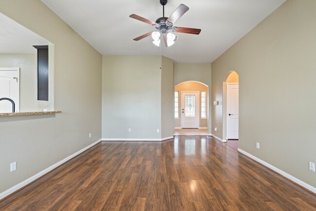 Photo - 18875 Maverick Ranch Rd E