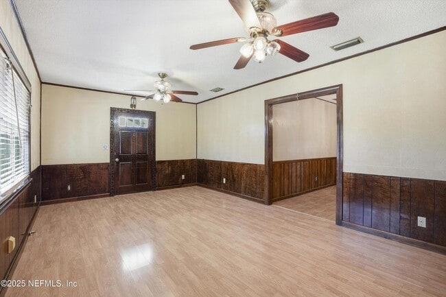 Photo - 1546 River Hills Cir W