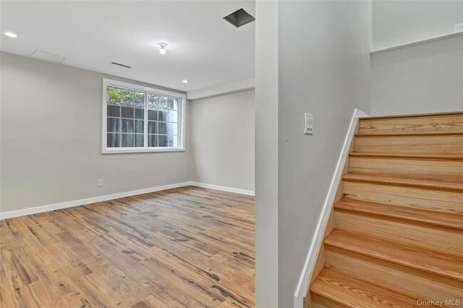 Photo - 501 Iron Forge Ln