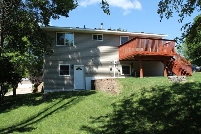 Photo - Avail Nov 1st!! SW Rochester 3 bedroom 2 b...