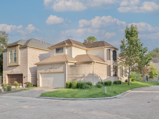 Building Photo - 12929 Kingsbridge Ln Rental