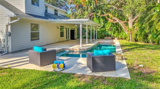 Photo - 4 Via Lucindia Dr S