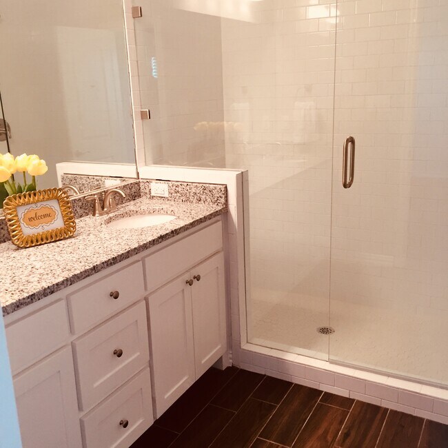 4926 Villas Drive Townhome Townhome Rental in Sanger TX