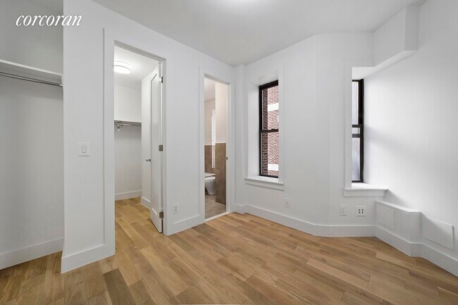 Photo - 217 Central Park N Unit : 7