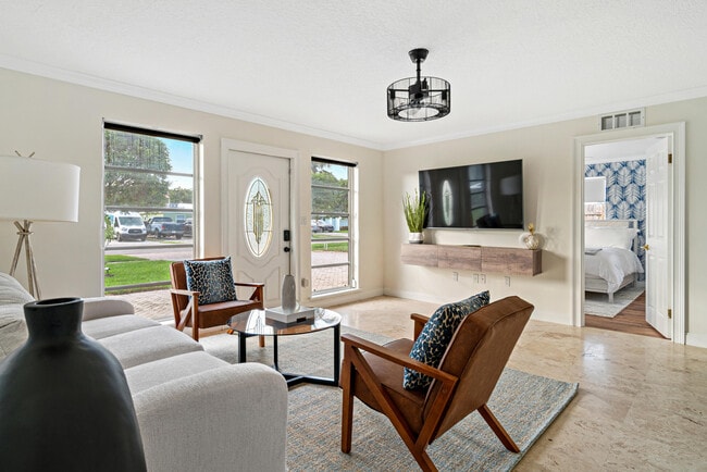 Photo - 9154 Bloomfield Dr