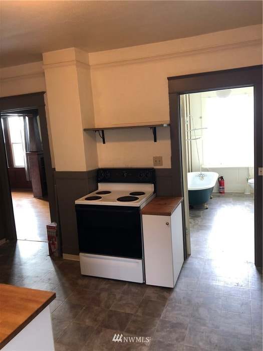 Photo - 129 119th St S