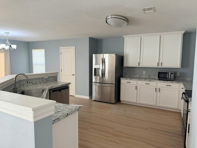 Photo - 2500 First Hill Cir