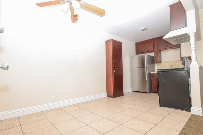 Photo - Silverwood Apartments (524)