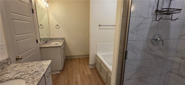 Photo - 941 Petit Jean St