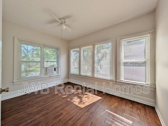 Photo - 2022 Dellwood Ave Unidad #1