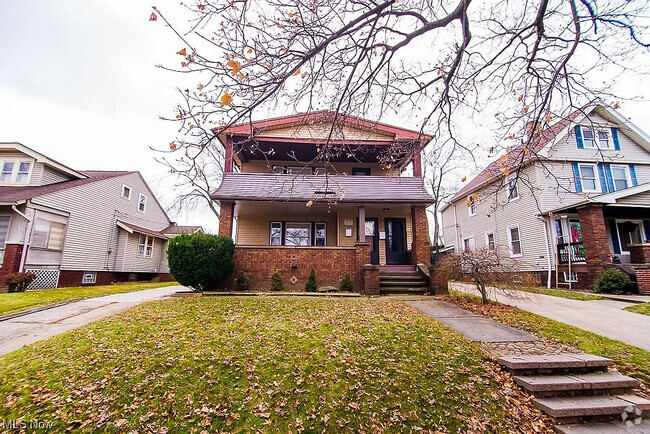 Building Photo - 2227 Oak Park Ave Rental