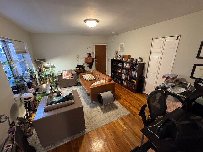 Photo - 50 Gardner St