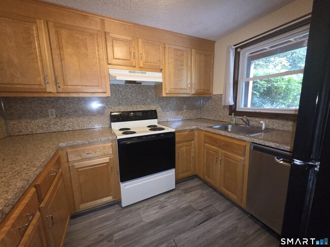 Photo - 883 Rubber Ave Unit 3