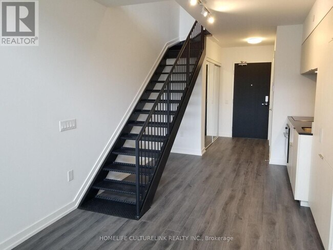 Photo - 77 Shuter St Unité 523