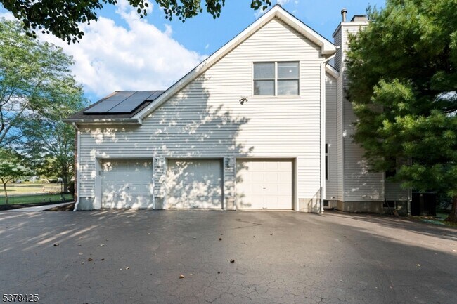 Photo - 300 Berkley Ave