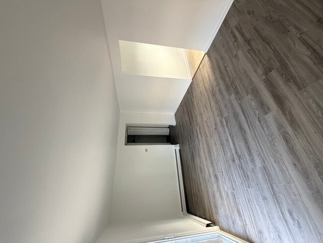 Photo - 5139 W 79th St